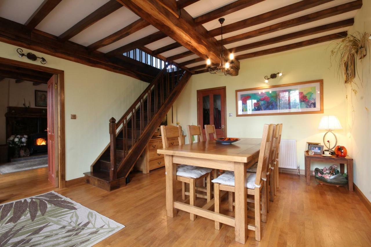 Le Rocher B&B Yvrandes Екстериор снимка